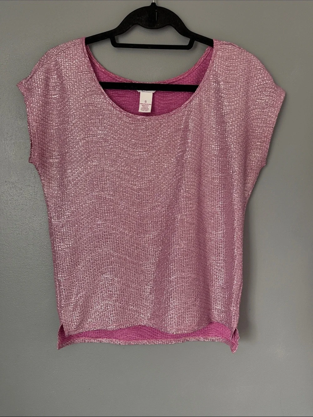 Candie's Women’s Y2K 90s Shimmery Pink Short Sleeve‎ Scoop Neck Top size Small